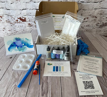 Load image into Gallery viewer, Flow &amp; Color Series - Arctic Flow Edition Alcohol Ink Notecard Kit

