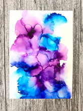 Load image into Gallery viewer, Tim Holtz® Alcohol Ink Yupo®  Paper, White, 5x7,  10 pc.
